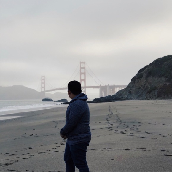 Meet your Posher, Josue - Picture 1 of 1